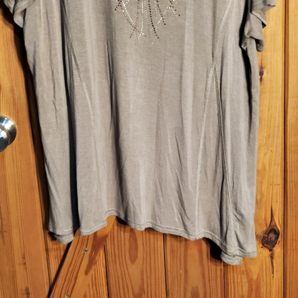 Tan tunic with sparkle detail - Picture 4 of 6